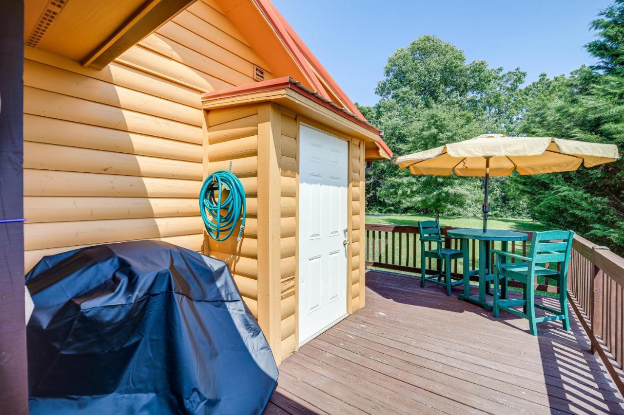 Blue Ridge Mountain Cabin With Views And Hot Tub Sparta Buitenkant foto
