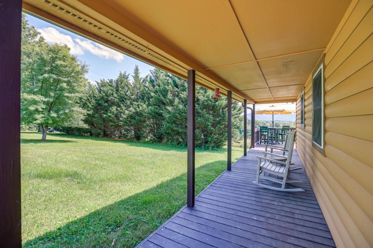 Blue Ridge Mountain Cabin With Views And Hot Tub Sparta Buitenkant foto